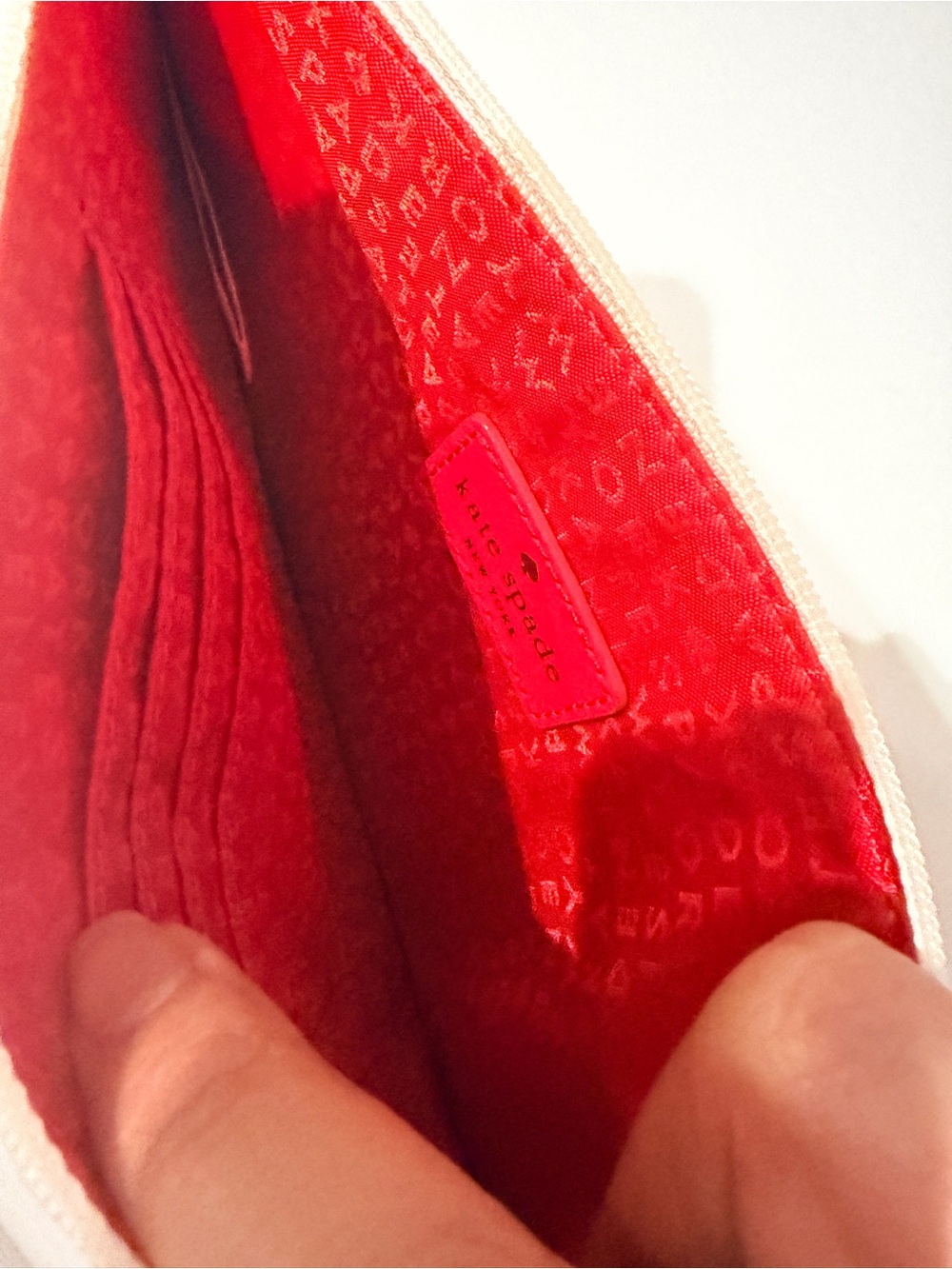 kate spade White & Red Ace of Hearts Wristlet - Picture 5 of 9